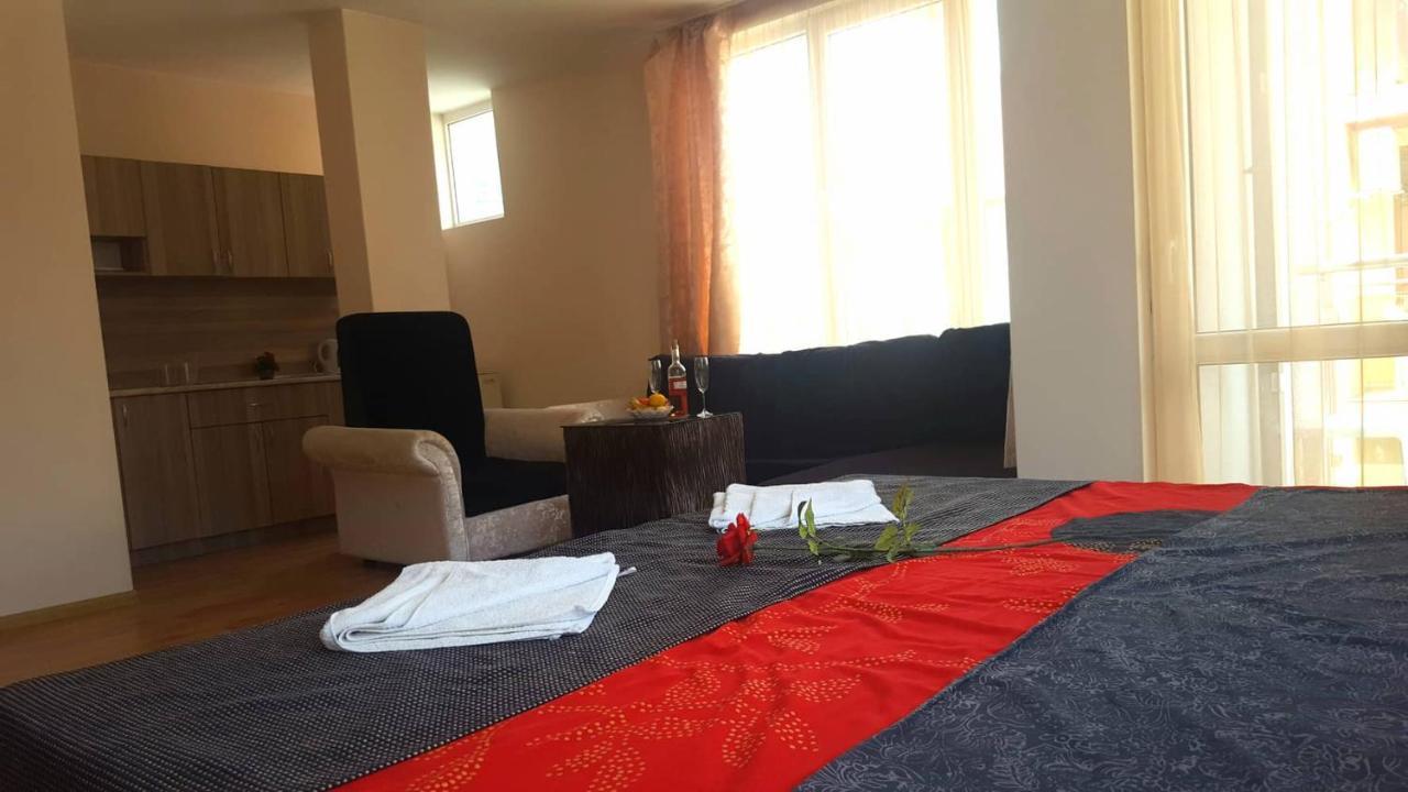 Family Hotel Solar Central ساني بيتش المظهر الخارجي الصورة