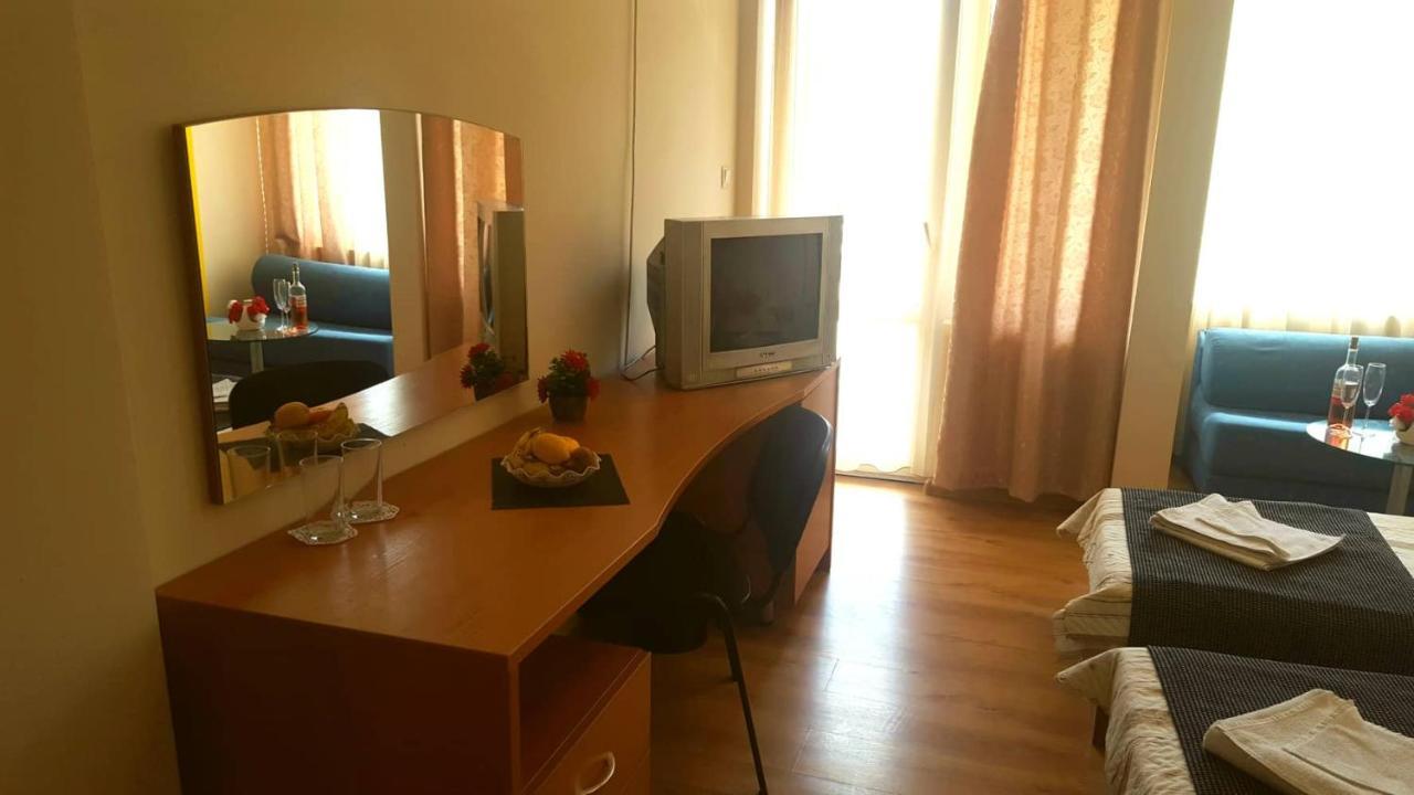 Family Hotel Solar Central ساني بيتش المظهر الخارجي الصورة