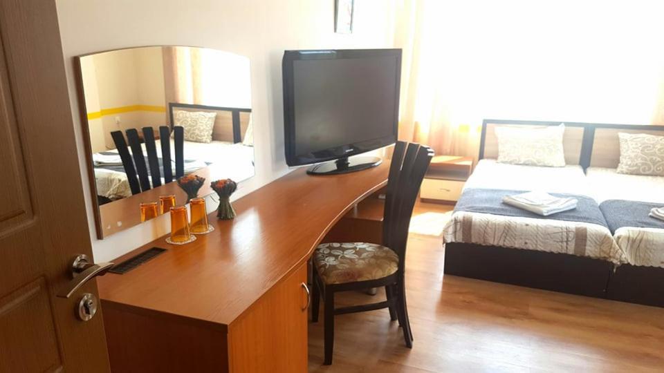 Family Hotel Solar Central ساني بيتش المظهر الخارجي الصورة